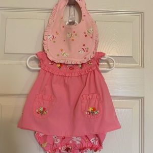 2 piece spring outfit with matching bib
